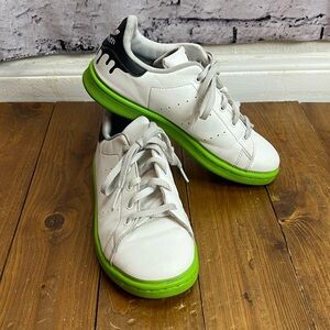 Adidas Stan smith kids size 3 drippy low top sneakers white green and black